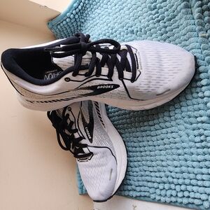 Brooks Women's White Running Shoes